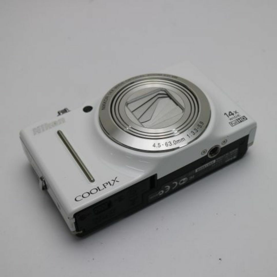 超美品 COOLPIX S8200 ナチュラルホワイト  M777