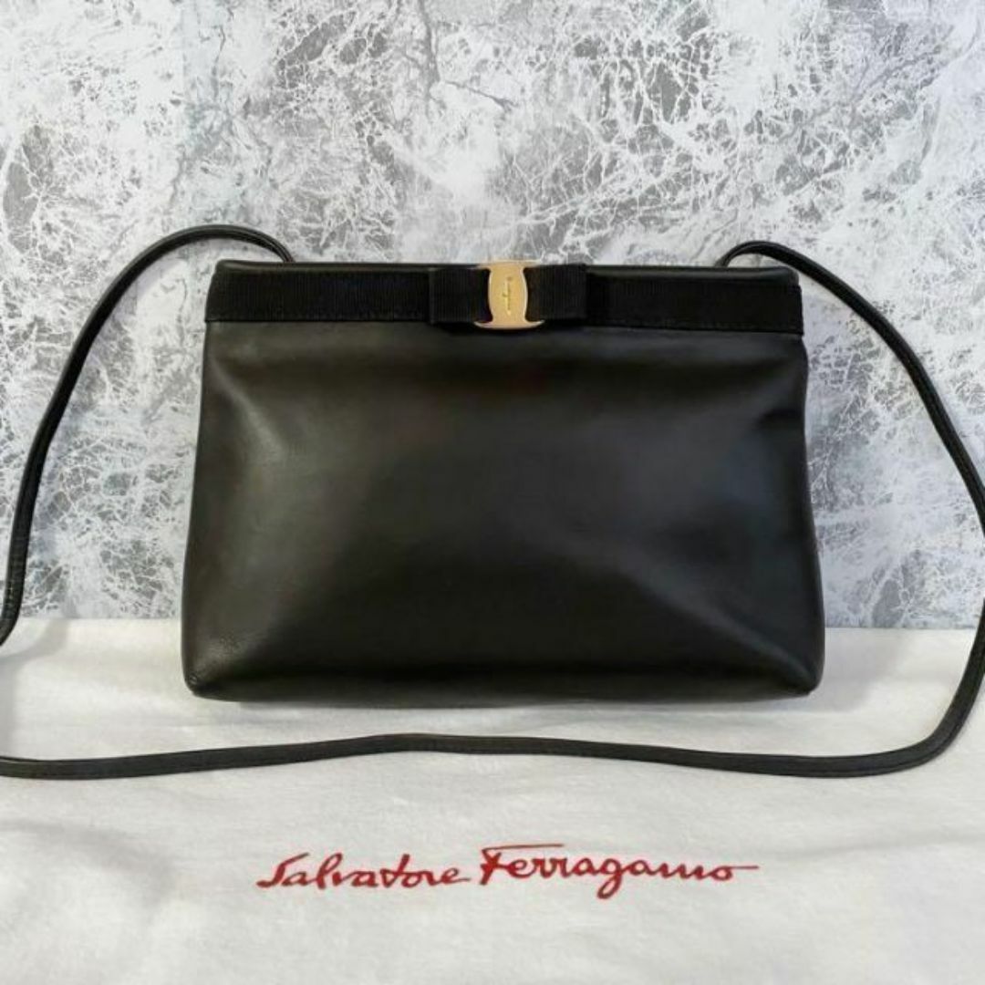 Salvatore Ferragamo - サルヴァトーレ フェラガモ ヴァラリボン ショルダーバッグ レザー ブラック