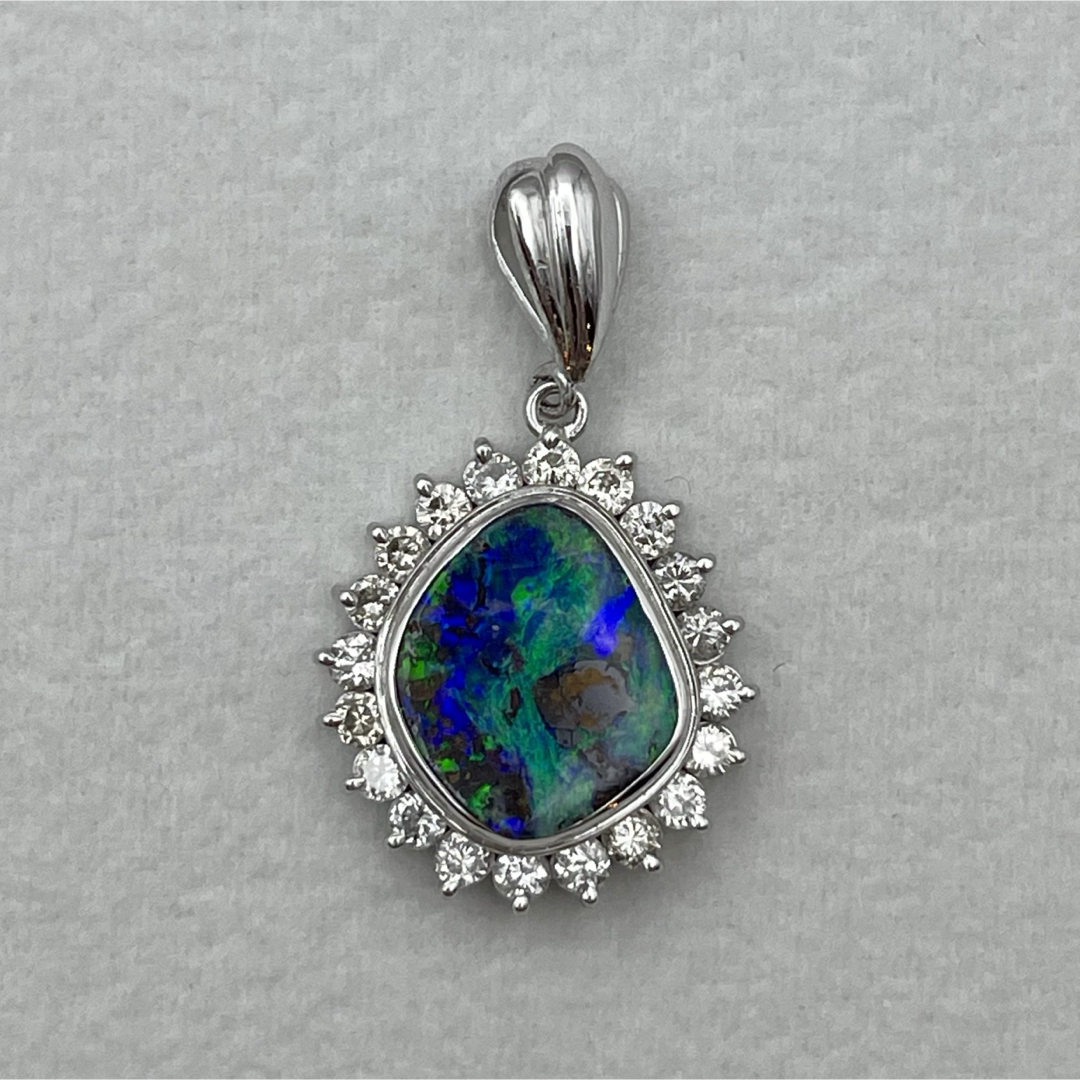 pt900 ボルダーオパール3.35ct ダイヤ0.72ct ペンダントトップの pt900 ボルダーオパール3.35ct ダイヤ0.72ct ペンダントトップの