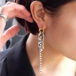 IOSSELLIANI(ピアス)のフリマアイテム一覧 IOSSELLIANI(ピアス)のフリマアイテム一覧