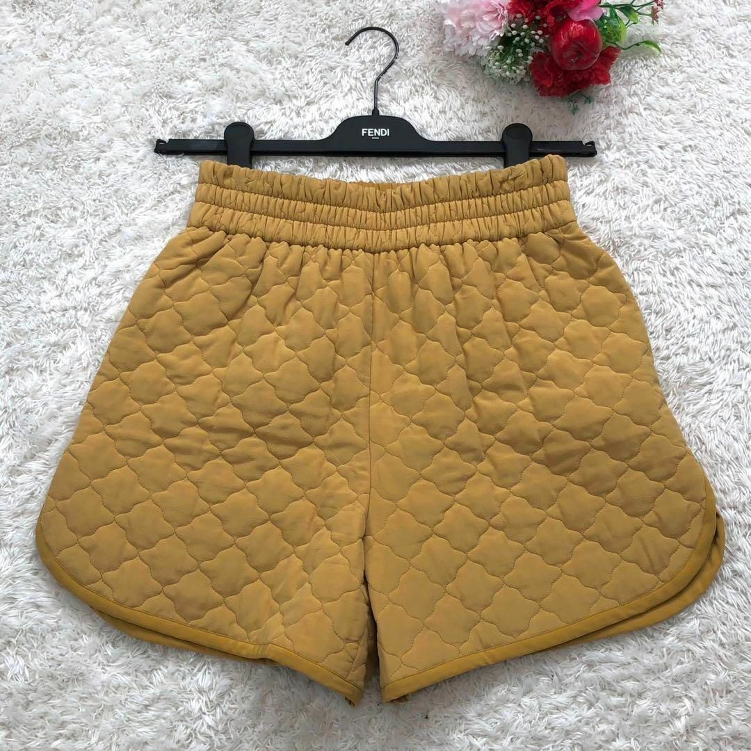 【期間限定特価】 フェンディ 極美品］現行タグ FENDI ショートパンツ キルティング パンツ