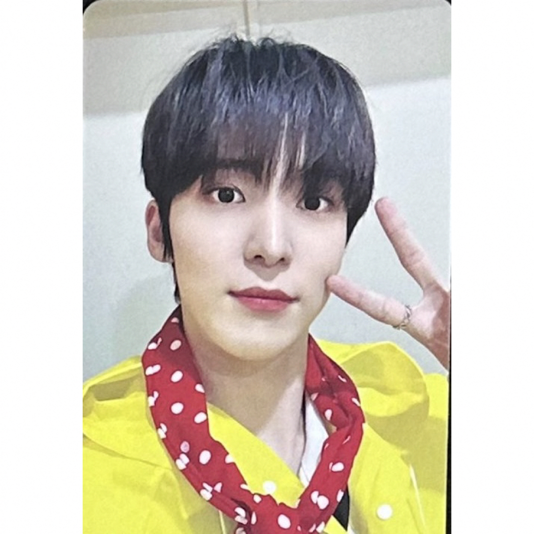 ATEEZ makestar ヨントン トレカ 雨具 レインコート ユノ エンタメ/ホビーのCD(K-POP/アジア)の商品写真