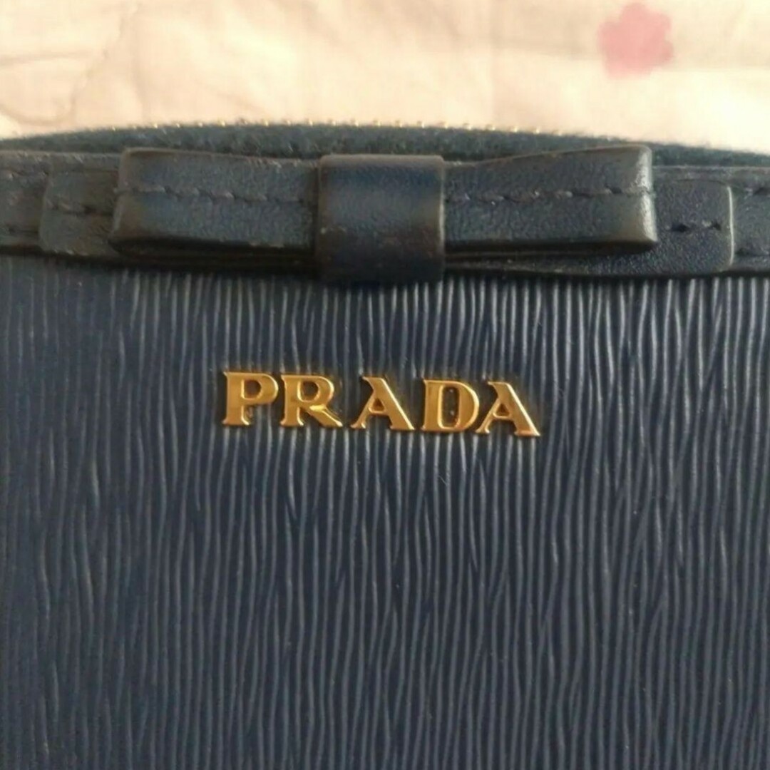 PRADA - 【美品】プラダ 二つ折り財布 Vitello Move リボン付き PRADA - 【美品】プラダ 二つ折り財布 Vitello Move リボン付き