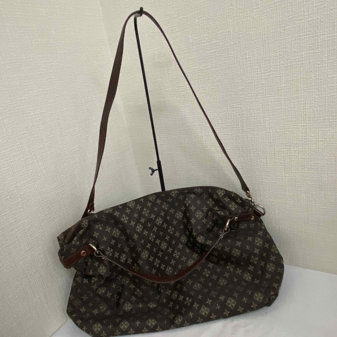Russet - ラシット ショルダーバッグ トートバッグ 大きめ Russet - ラシット ショルダーバッグ トートバッグ 大きめ