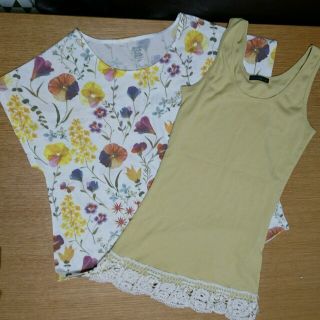 グラニフ(Design Tshirts Store graniph)の春色花柄グラニフ&かぎ編みレースタンクトップセット(カットソー(半袖/袖なし))