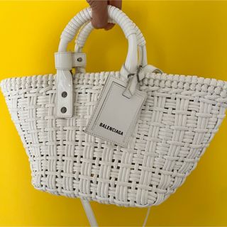 BALENCIAGA(かごバッグ/ストローバッグ)のフリマアイテム一覧 BALENCIAGA(かごバッグ/ストローバッグ)のフリマアイテム一覧