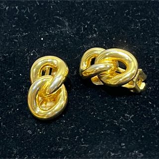 Christian Dior(リボン ・ イヤリング)のフリマアイテム一覧 Christian Dior(リボン ・ イヤリング)のフリマアイテム一覧