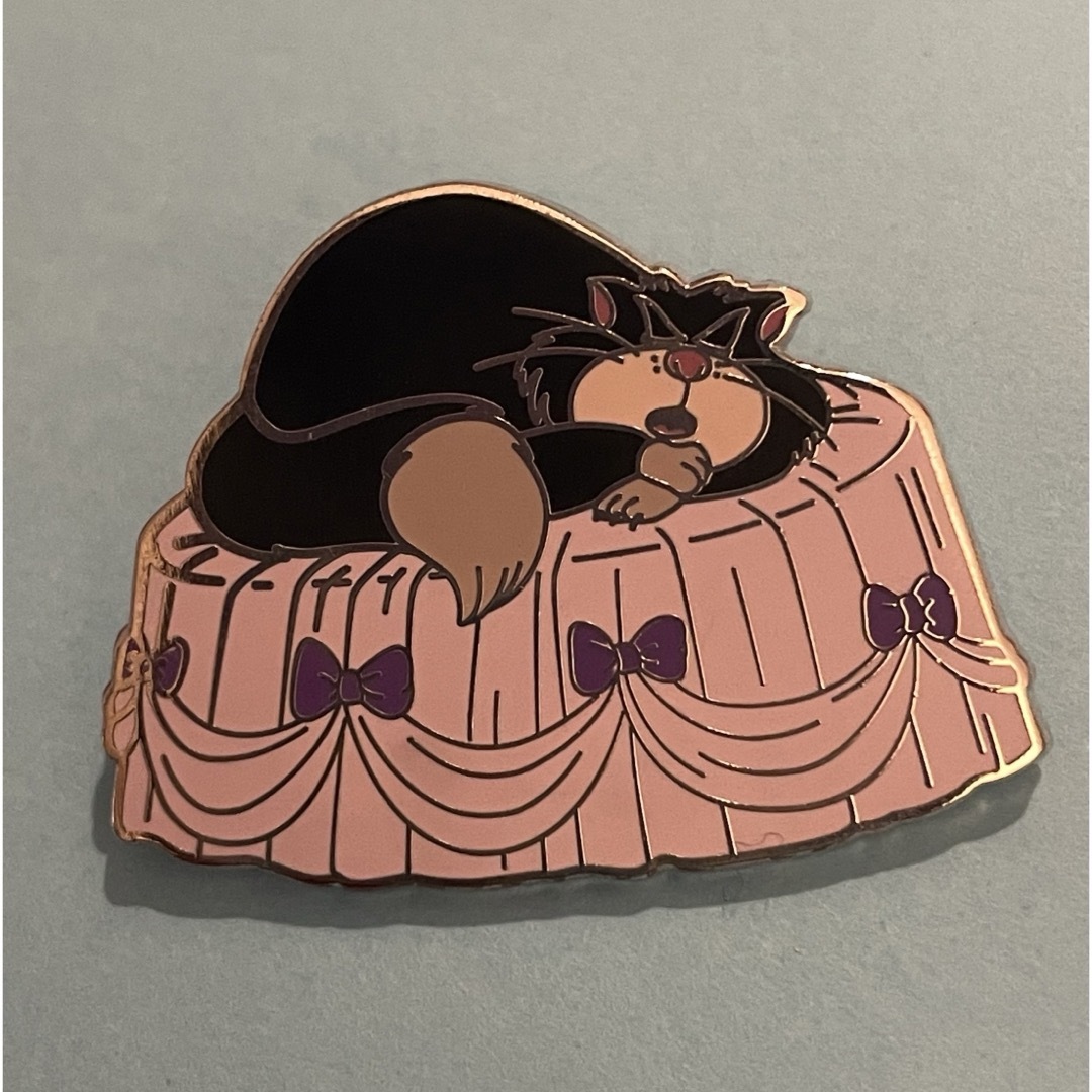 Disney - ディズニー シンデレラ ルシファー ピンバッジ Disney - ディズニー シンデレラ ルシファー ピンバッジ