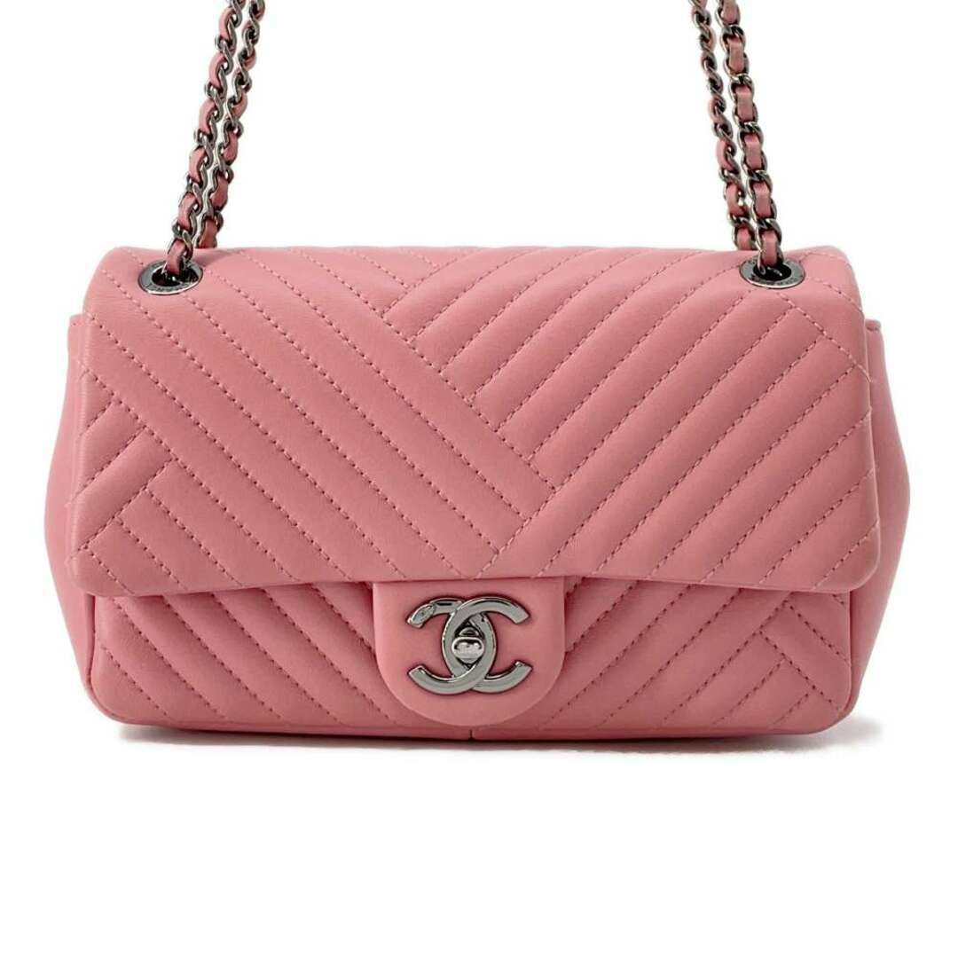 CHANEL - シャネル チェーンショルダーバッグ ココマーク シェブロン ラムスキン A93095 CHANEL バッグ