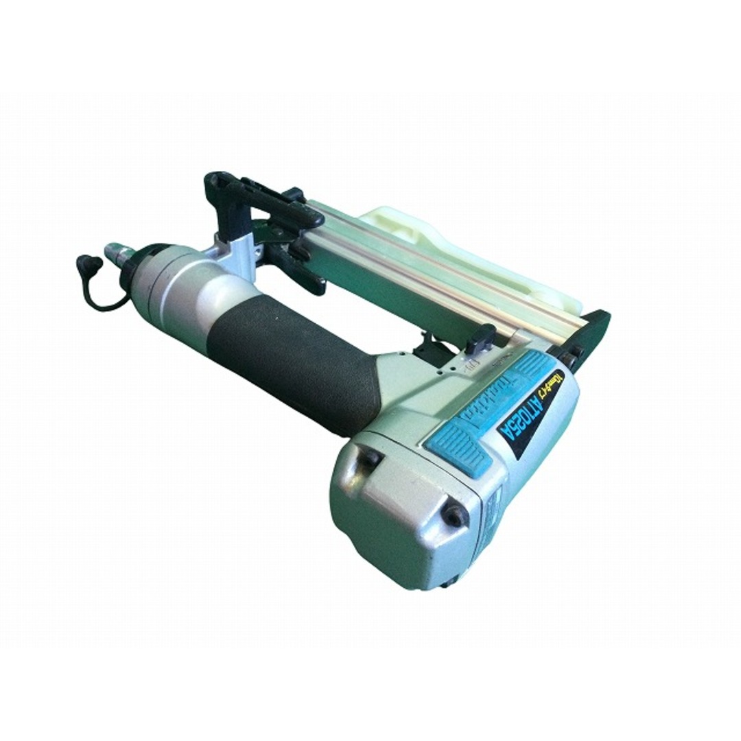 ☆中古品☆makita マキタ 常圧エアタッカー AT1025A 本体+パーツ ☆中古品☆makita マキタ 常圧エアタッカー AT1025A 本体+パーツ
