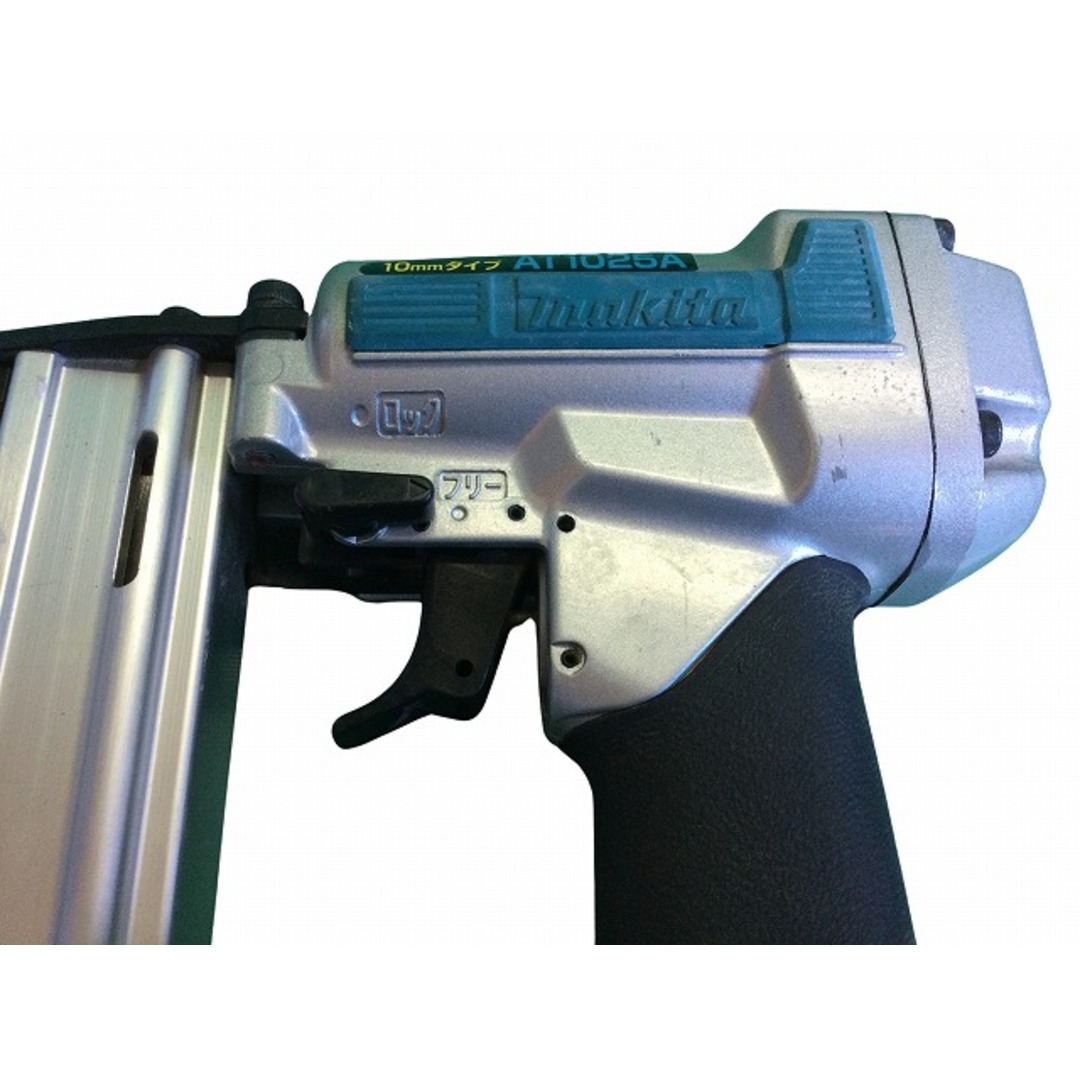 ☆中古品☆makita マキタ 常圧エアタッカー AT1025A 本体+パーツ ☆中古品☆makita マキタ 常圧エアタッカー AT1025A 本体+パーツ