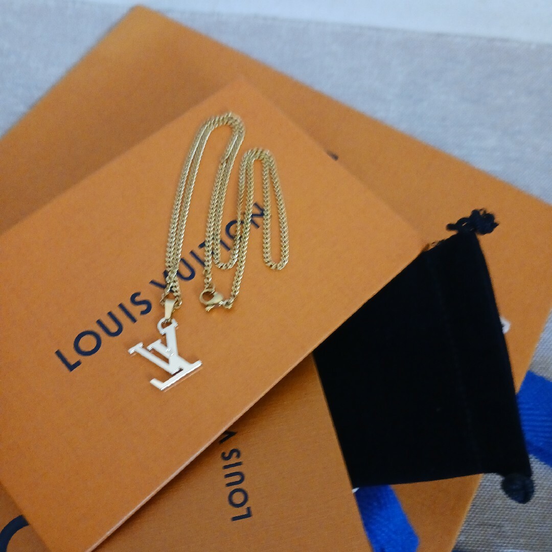 未使用LOUIS VUITTON ルイヴィトンネックレス コリエダミエカラーズ 未使用LOUIS VUITTON ルイヴィトンネックレス コリエダミエカラーズ