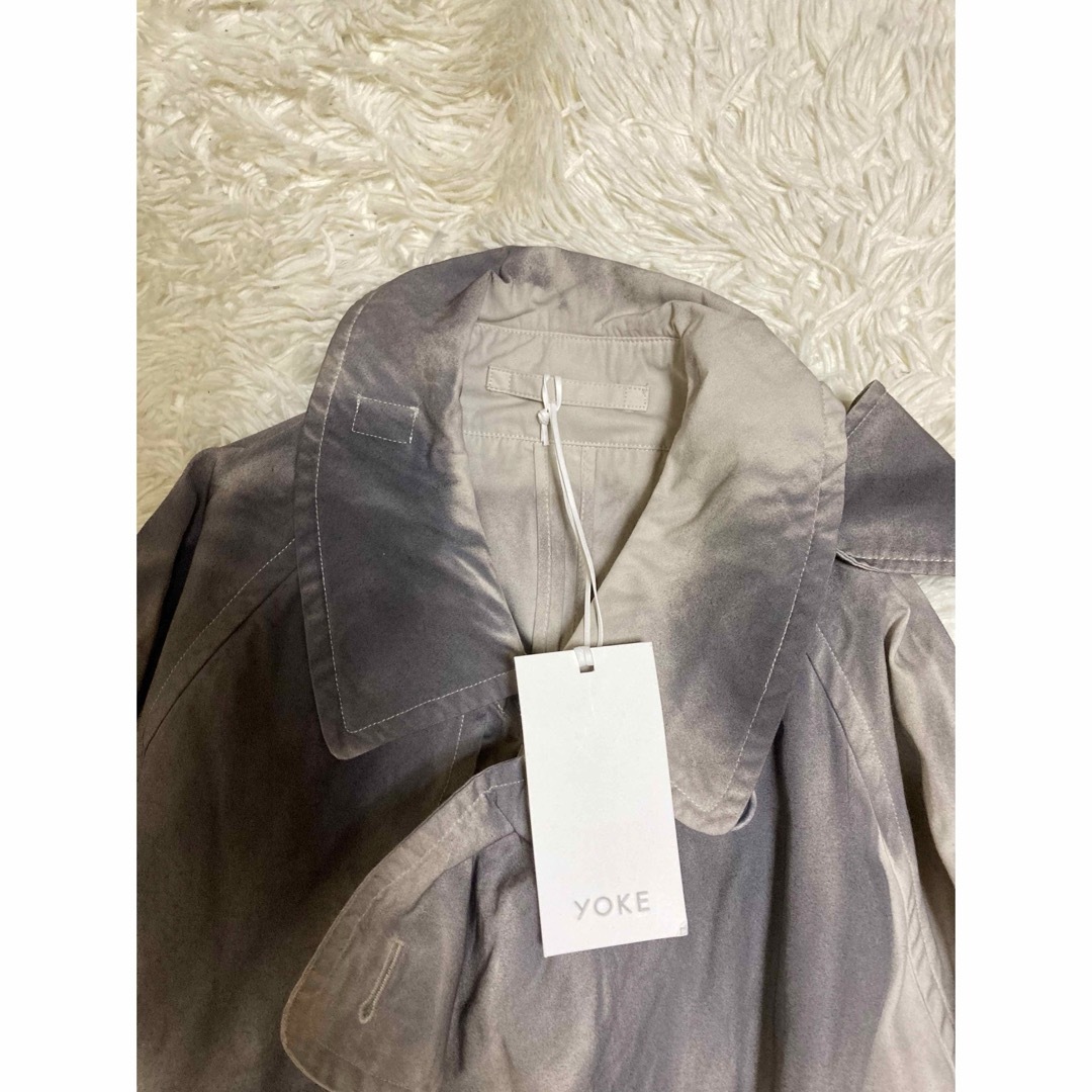 YOKE - 未使用 YOKE ヨークSPRAY PRINTED TRENCH SPの通販 by YOKE - 未使用 YOKE ヨークSPRAY PRINTED TRENCH SPの通販 by