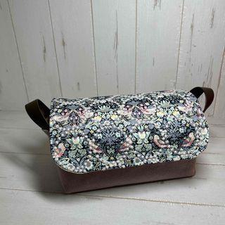 ミナペルホネン(mina perhonen)のハンドメイド　ミナペルホネン  マスクケース(ポーチ)