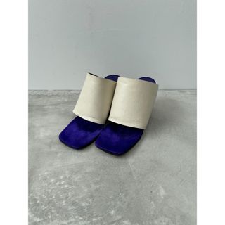 CELINE(サンダル ・ ホワイト/白色系)のフリマアイテム一覧 CELINE(サンダル ・ ホワイト/白色系)のフリマアイテム一覧
