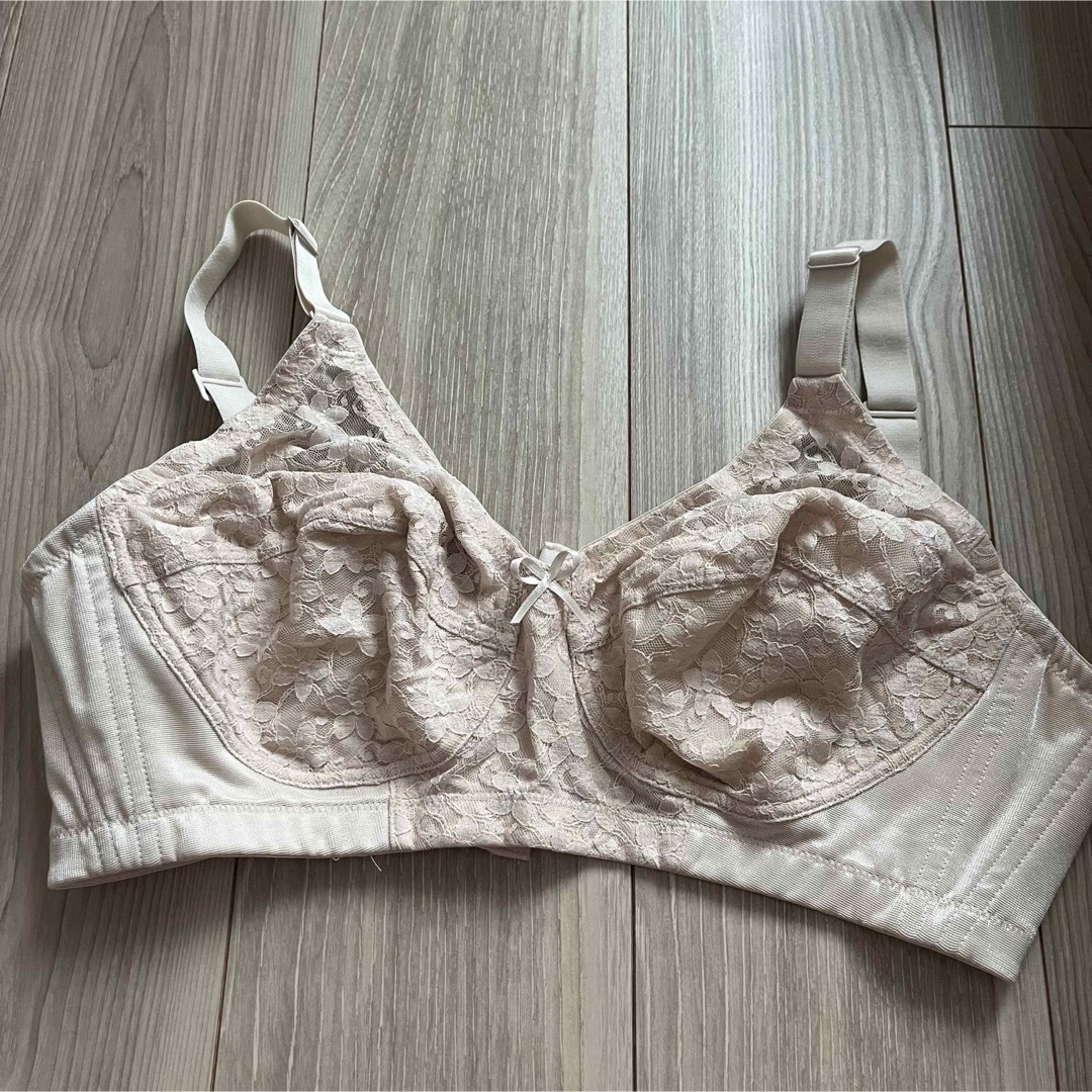 シャルレ - シャルレ FA051 ブラジャー 下着の通販 by peony シャルレ - シャルレ FA051 ブラジャー 下着の通販 by peony