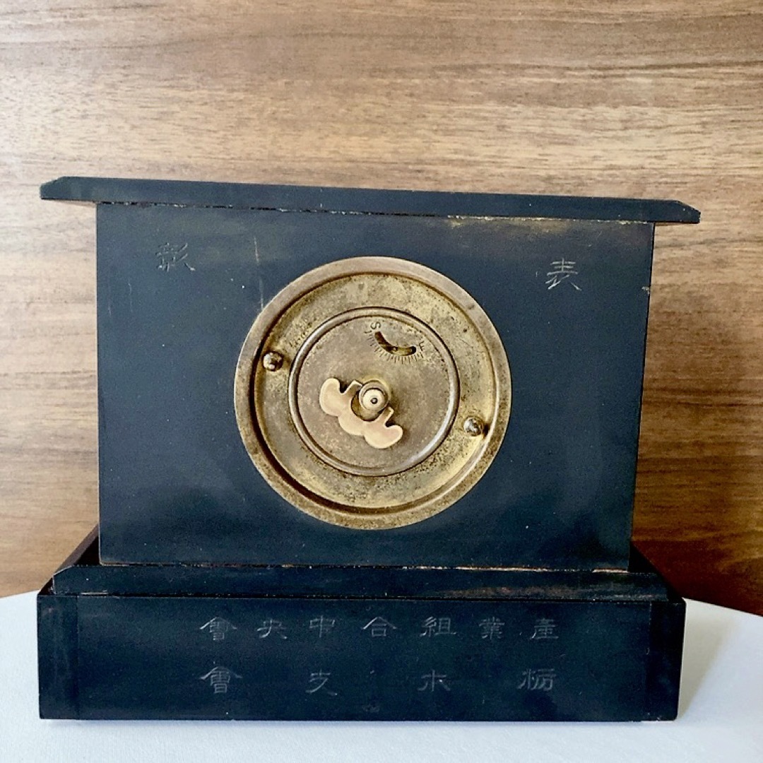 昭和レトロな TOKYO CLOCK 8DAYS 機械式手巻き置き時計 稼動品 昭和レトロな TOKYO CLOCK 8DAYS 機械式手巻き置き時計 稼動品