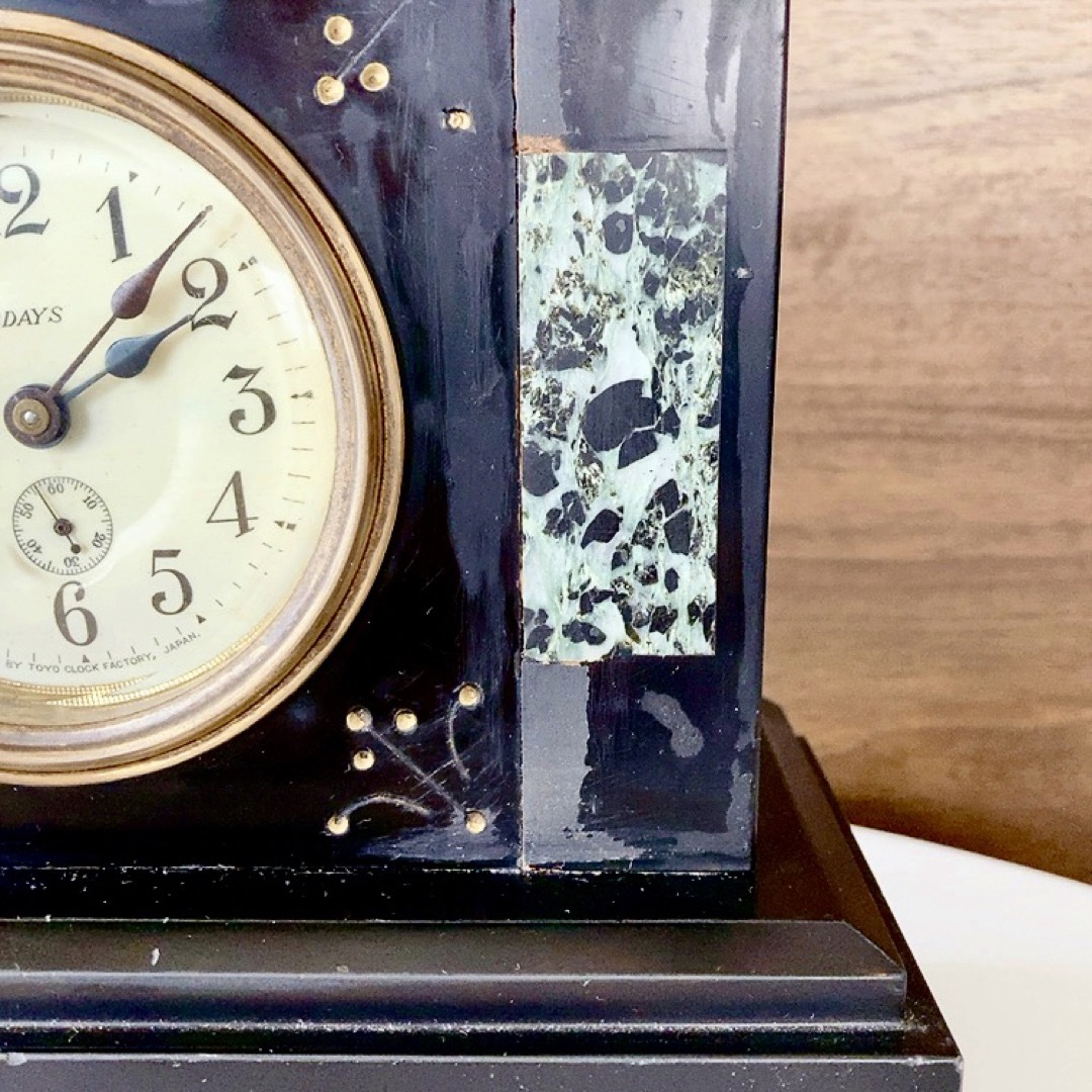昭和レトロな TOKYO CLOCK 8DAYS 機械式手巻き置き時計 稼動品 昭和レトロな TOKYO CLOCK 8DAYS 機械式手巻き置き時計 稼動品