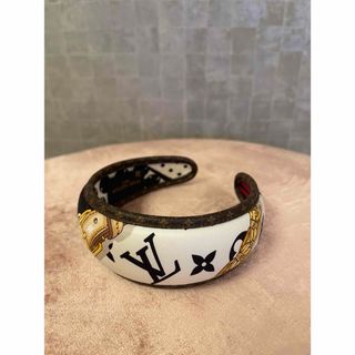 LOUIS VUITTON(カチューシャ)のフリマアイテム一覧 LOUIS VUITTON(カチューシャ)のフリマアイテム一覧