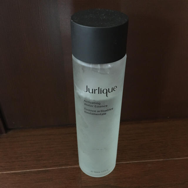 Jurlique(ジュリーク)のジュリークハイトレーディングウォーターエッセンス コスメ/美容のスキンケア/基礎化粧品(化粧水/ローション)の商品写真