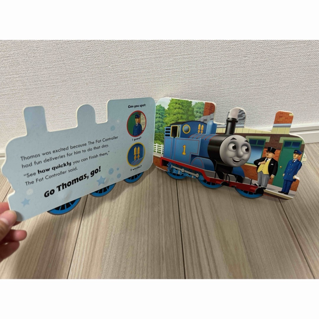 英語絵本 仕掛け絵本 Go Thomas Goの通販 by 英語絵本屋|ラクマ 英語絵本 仕掛け絵本 Go Thomas Goの通販 by 英語絵本屋|ラクマ