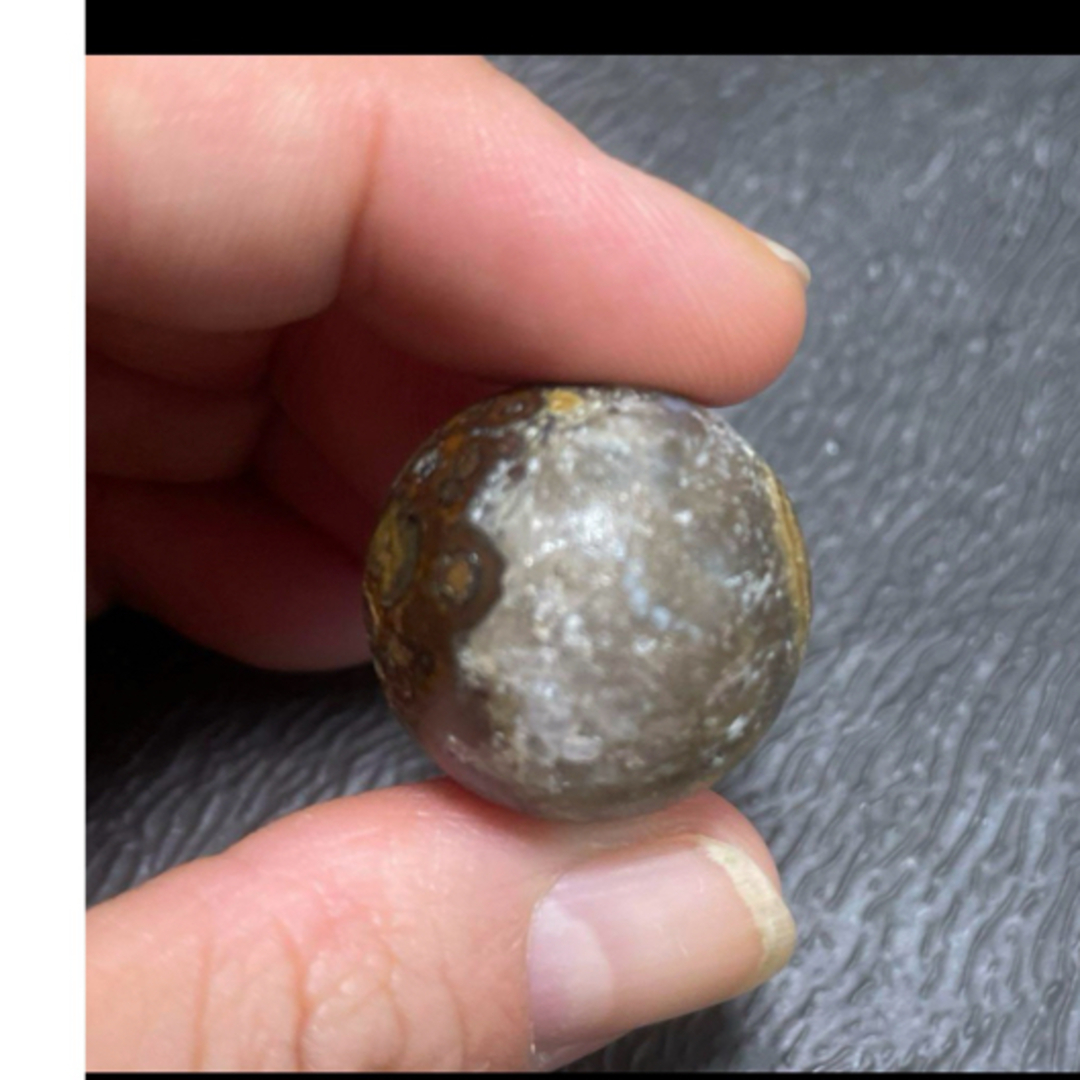 アラシャン蒙天珠瑪瑙天然石 アゲート大玉(穴開け加工あり)23mm×23mm アラシャン蒙天珠瑪瑙天然石 アゲート大玉(穴開け加工あり)23mm×23mm