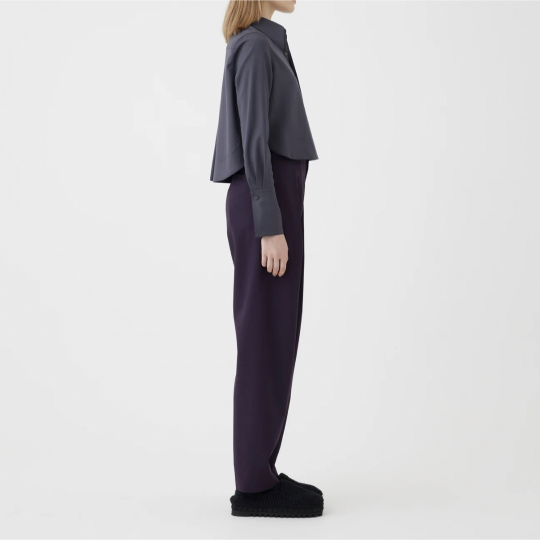 OVERCOAT ウールシャツ チャコール クロップ丈 トップス OVERCOAT ウールシャツ チャコール クロップ丈 トップス
