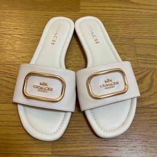 福袋 大丸 COACH（サンダル ホワイト/白色系）のフリマアイテム一覧 ・ 靴