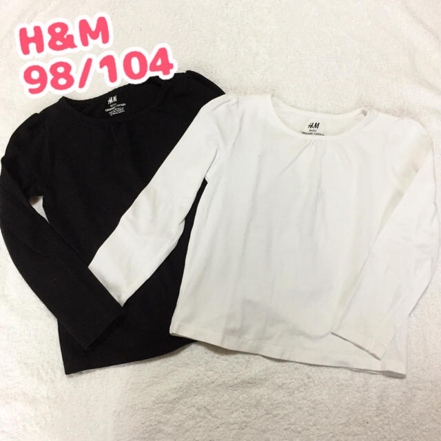 H&M(エイチアンドエム)の100cm*H&M ロンT 2枚セット/オーガニックコットン 長袖 Ｔシャツ キッズ/ベビー/マタニティのキッズ服女の子用(90cm~)(Tシャツ/カットソー)の商品写真