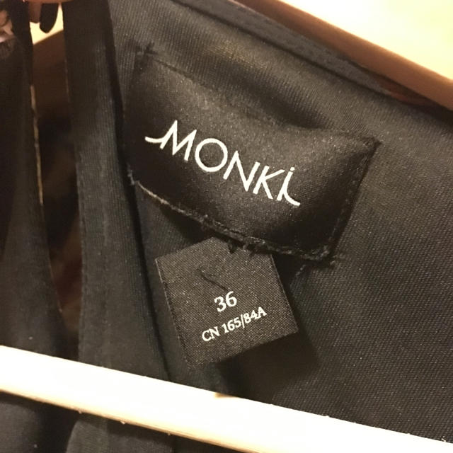 Monki(モンキ)のMONKI シフォン ワンピース レディースのワンピース(ひざ丈ワンピース)の商品写真