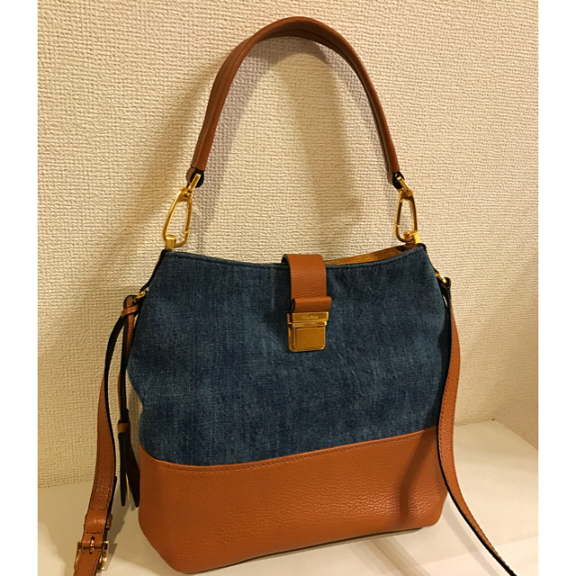 最低価格の miumiu - もりかな miumiu デニムマドラス 2wayバッグ