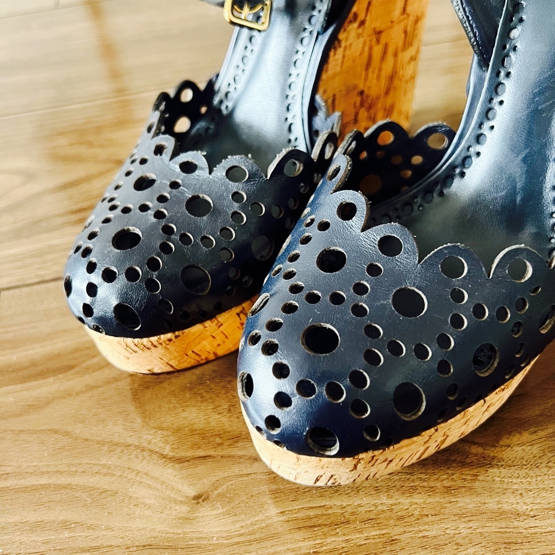 Tory Burch - トリーバーチ ウェッジソール ストラップ Tory Burch - トリーバーチ ウェッジソール ストラップ
