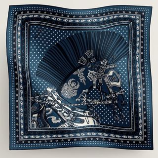 HERMES - 【新品・未使用】エルメス シュヴァルパンクバンダナ HERMES - 【新品・未使用】エルメス シュヴァルパンクバンダナ