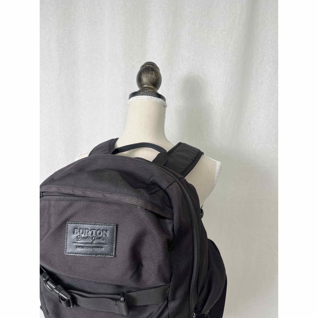 BURTON - Q37 BURTON リュック Rucksack バックパック 黒の通販 BURTON - Q37 BURTON リュック Rucksack バックパック 黒の通販