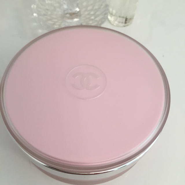 CHANEL オータンドゥル ボディクリーム