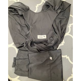  【美品】コニー抱っこ紐　KONNY(抱っこひも/おんぶひも)