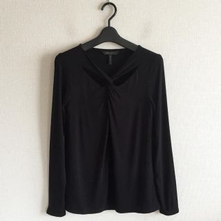 ビーシービージーマックスアズリア(BCBGMAXAZRIA)のBCBG♡黒色デザインカットソー(カットソー(長袖/七分))