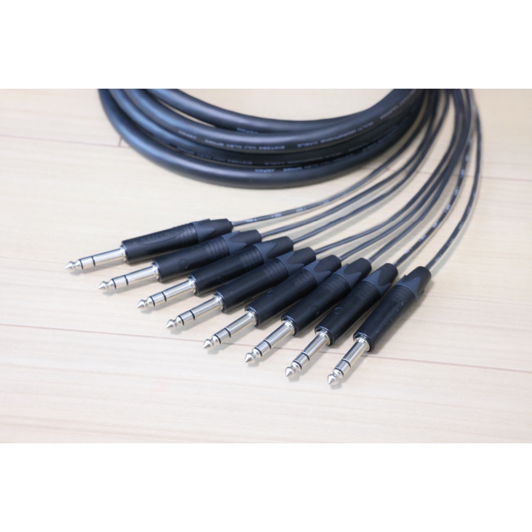 DB25/TRS】8ch マルチケーブル MOGAMI 2932 3m ケーブル DB25/TRS】8ch マルチケーブル MOGAMI 2932 3m ケーブル