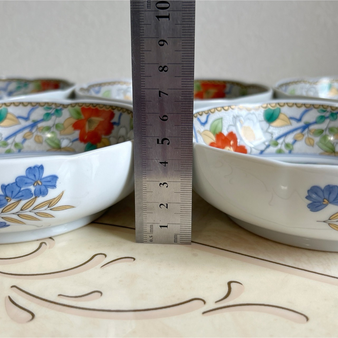 有田焼 - 有田焼 南風窯 銀彩花紋 中鉢揃え 5枚セット 深皿 色絵 有田焼 - 有田焼 南風窯 銀彩花紋 中鉢揃え 5枚セット 深皿 色絵