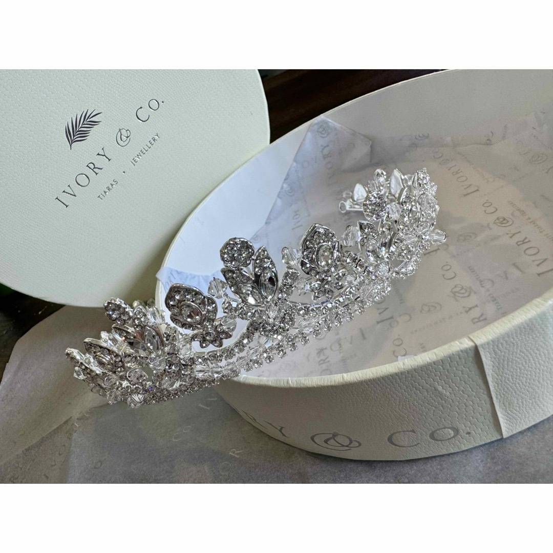 Ivory&Co. Alexandra ティアラ (Ivory なじま & Co. ALEXANDRA Ivory&Co. Alexandra ティアラ (Ivory なじま & Co. ALEXANDRA