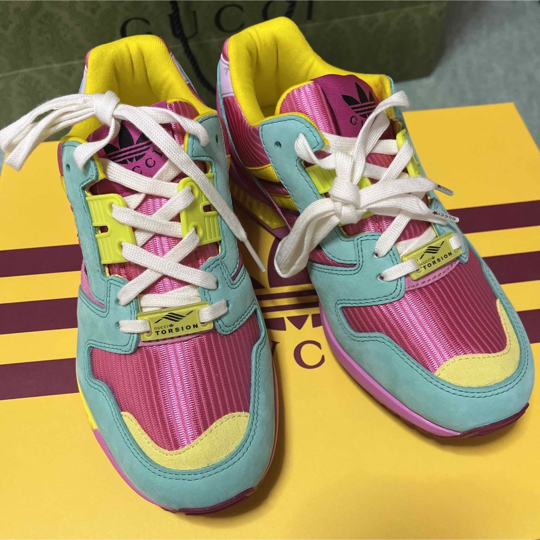 GUCCI - アディダス×グッチ コラボスニーカー3 1/2 ZX8000 GG GUCCI - アディダス×グッチ コラボスニーカー3 1/2 ZX8000 GG