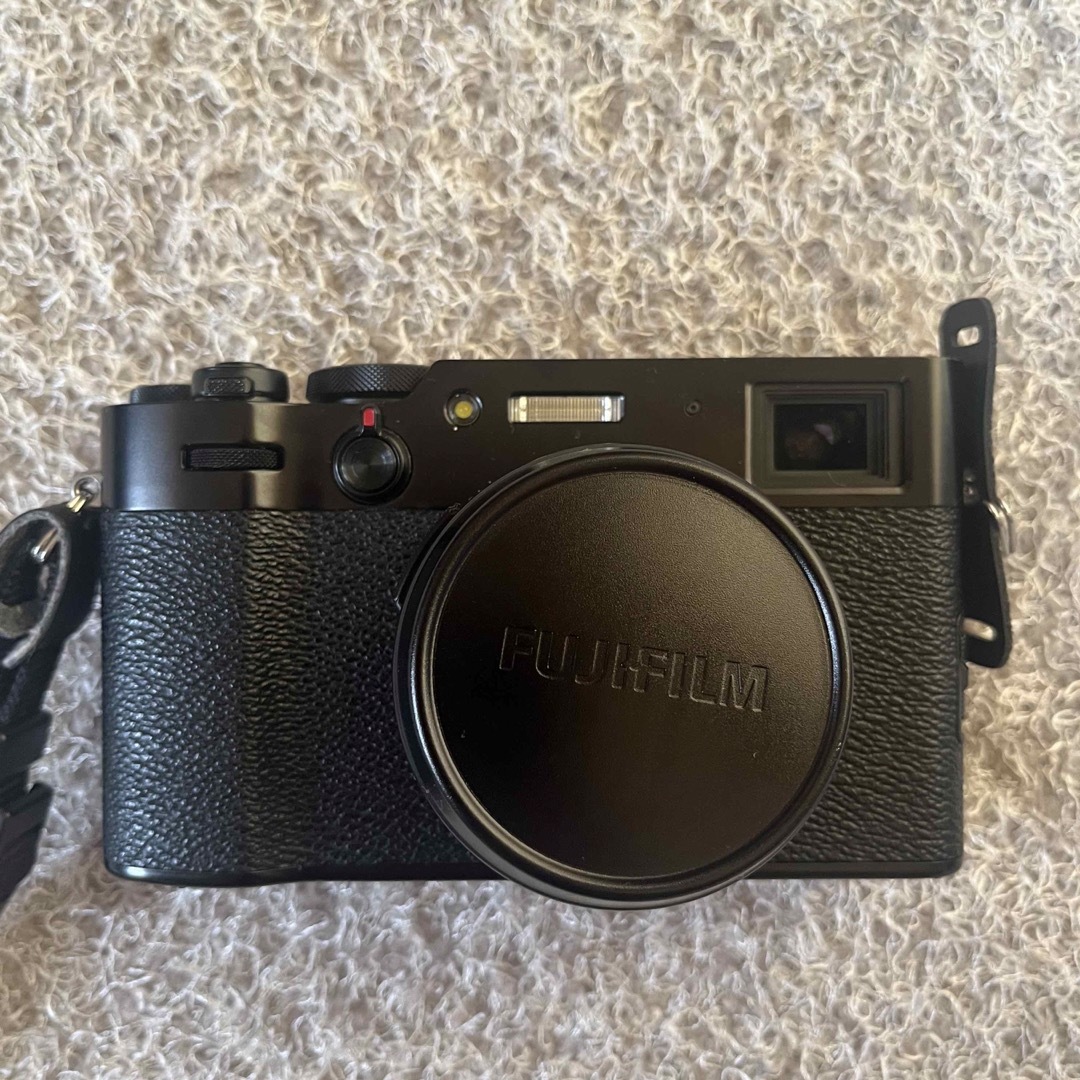 FUJIFILM X100V ブラック 美品 値下げはコメントへ 思い出深く FUJIFILM X100V ブラック 美品 値下げはコメントへ 思い出深く