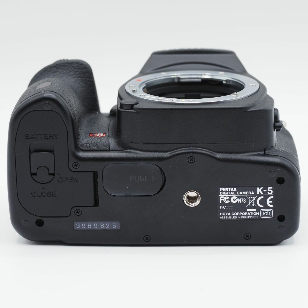☆ショット数奇跡の3回・新品級☆ PENTAX デジタル一眼レフ K-5 ☆ショット数奇跡の3回・新品級☆ PENTAX デジタル一眼レフ K-5