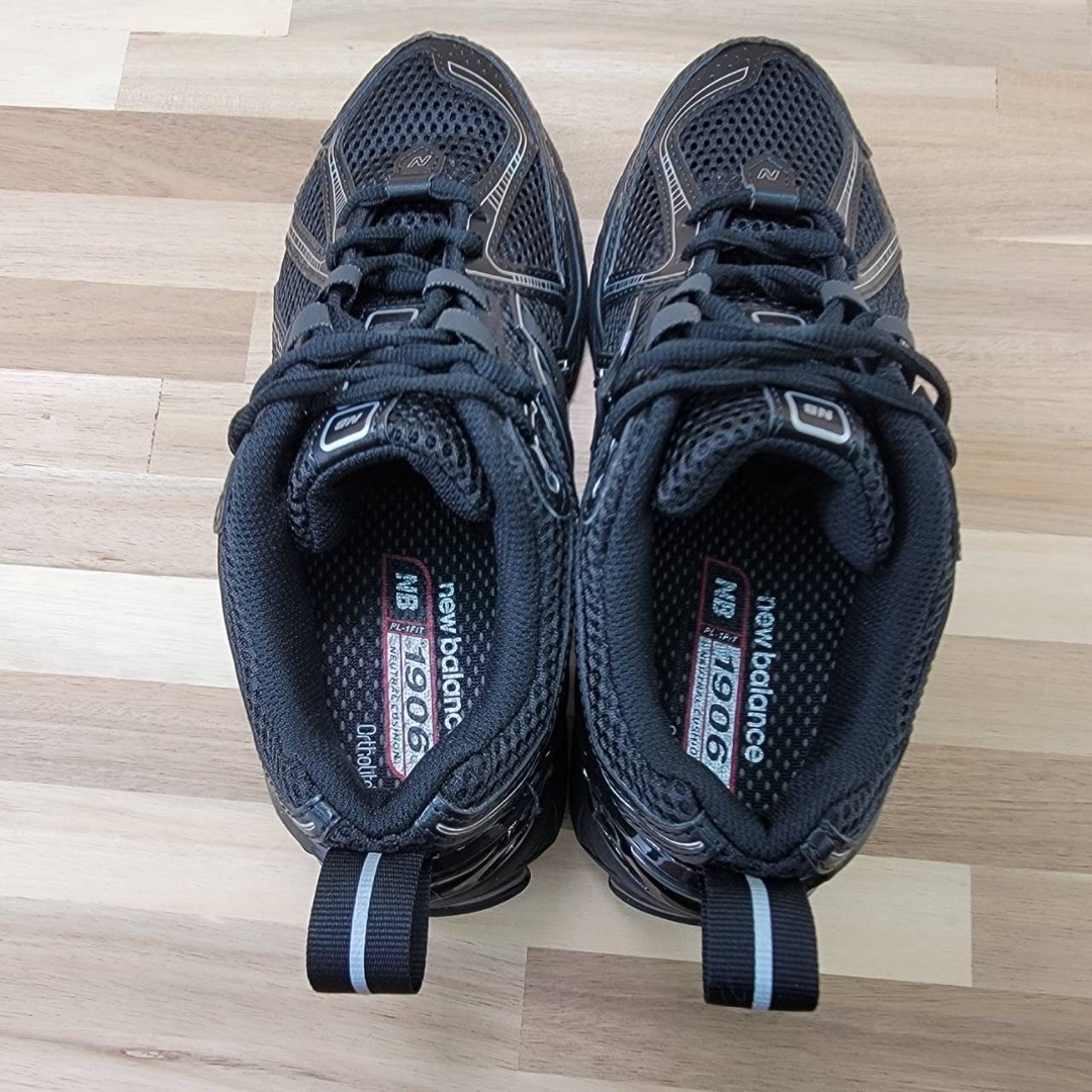 New Balance - ニューバランス M1906RCH ブラック 24cmの通販 by New Balance - ニューバランス M1906RCH ブラック 24cmの通販 by