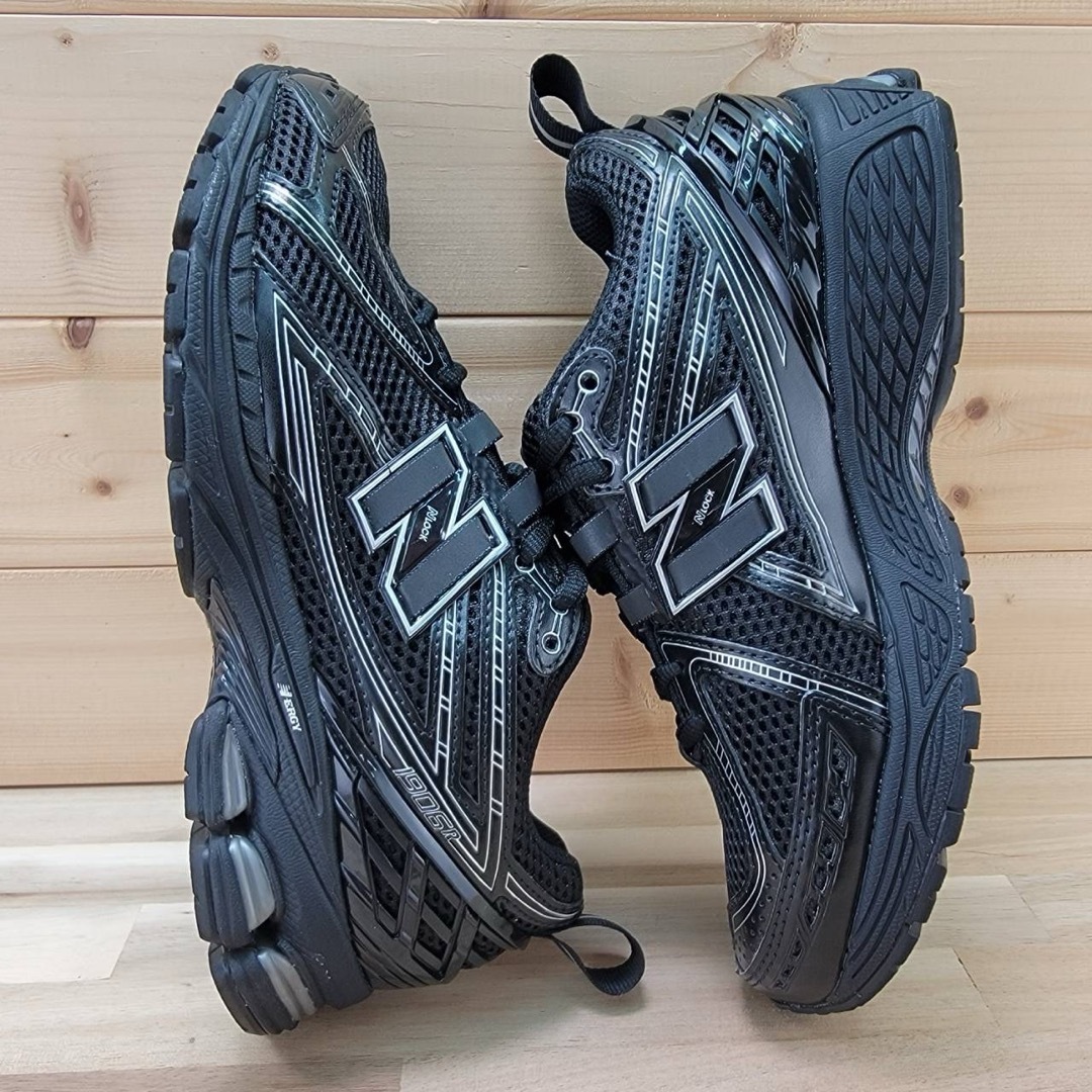 New Balance - ニューバランス M1906RCH ブラック 24cmの通販 by New Balance - ニューバランス M1906RCH ブラック 24cmの通販 by