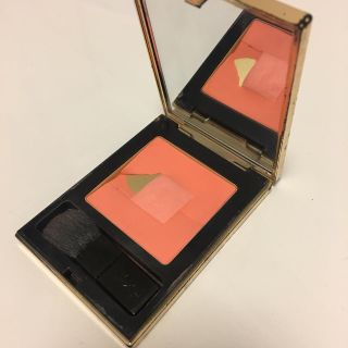 イヴサンローランボーテ(Yves Saint Laurent Beaute)のブラッシュ ヴォリュプテ 8 チーク(チーク)