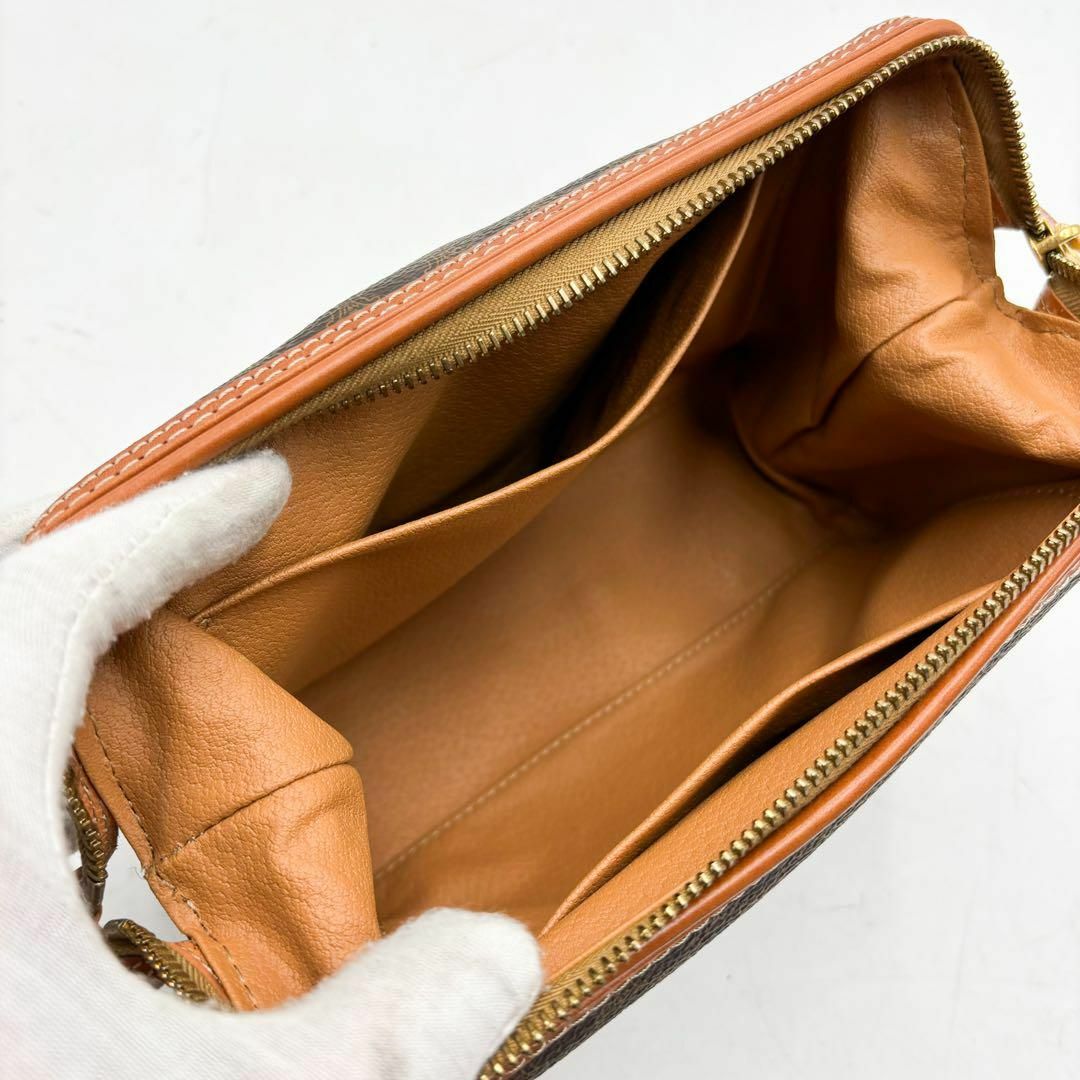 セリーヌ CELINE ポーチ クラッチバッグ マカダム トリオンフ セリーヌ CELINE ポーチ クラッチバッグ マカダム トリオンフ