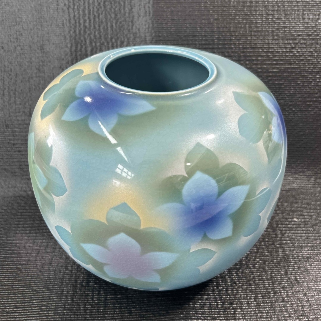九谷焼 花瓶 香祥作 花器 花瓶 木箱付きの通販 by リア|ラクマ 九谷焼 花瓶 香祥作 花器 花瓶 木箱付きの通販 by リア|ラクマ