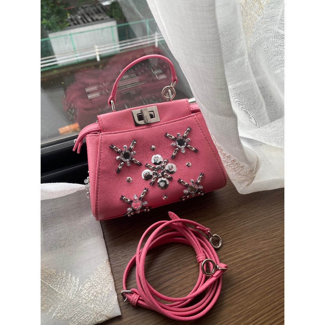 FENDI - FENDI フェンディ ピーカーブー ミニ シルバー