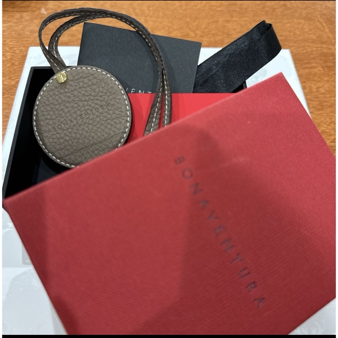 BONAVENTURA(ボナヴェントゥーラ)のななし様専用。コンパクトミラー レディースのファッション小物(キーホルダー)の商品写真